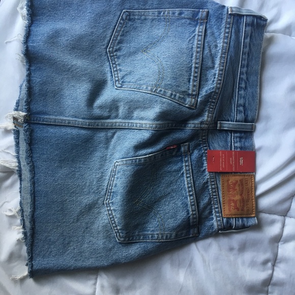 Levis denim skirt nwt - Picture 5 of 8
